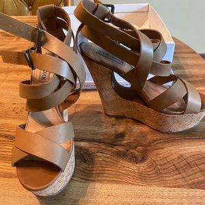 Steve Madden Draft Cognac Wedges